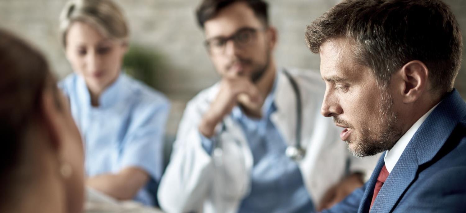 Master Online en Economia de la Salud y del Medicamento. profesionales farmacéuticos